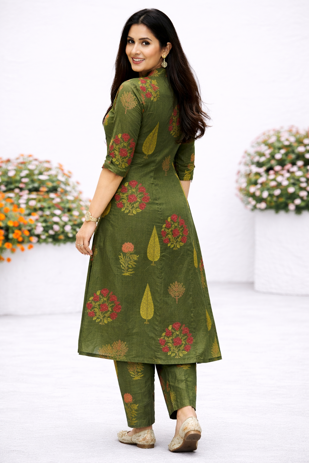 Cotton Straight Printed Floral kurta Pant set-Green