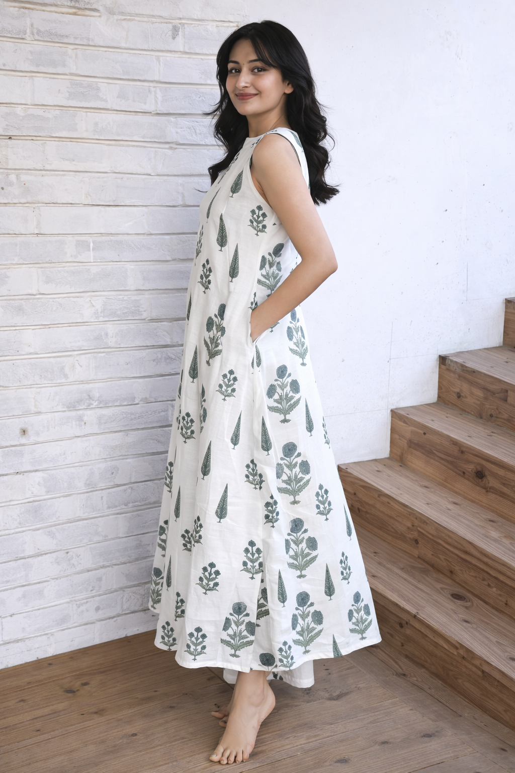 Cotton A-Line Sleeveless Kurta Palazzo set-white